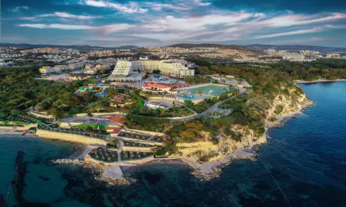 هتل اوتیوم سی لایت ریزورت کوش آداسی